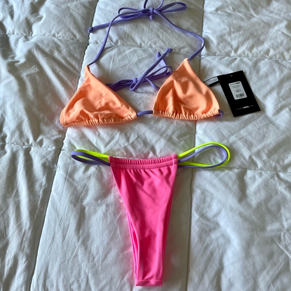 Colorblock Bikini Set